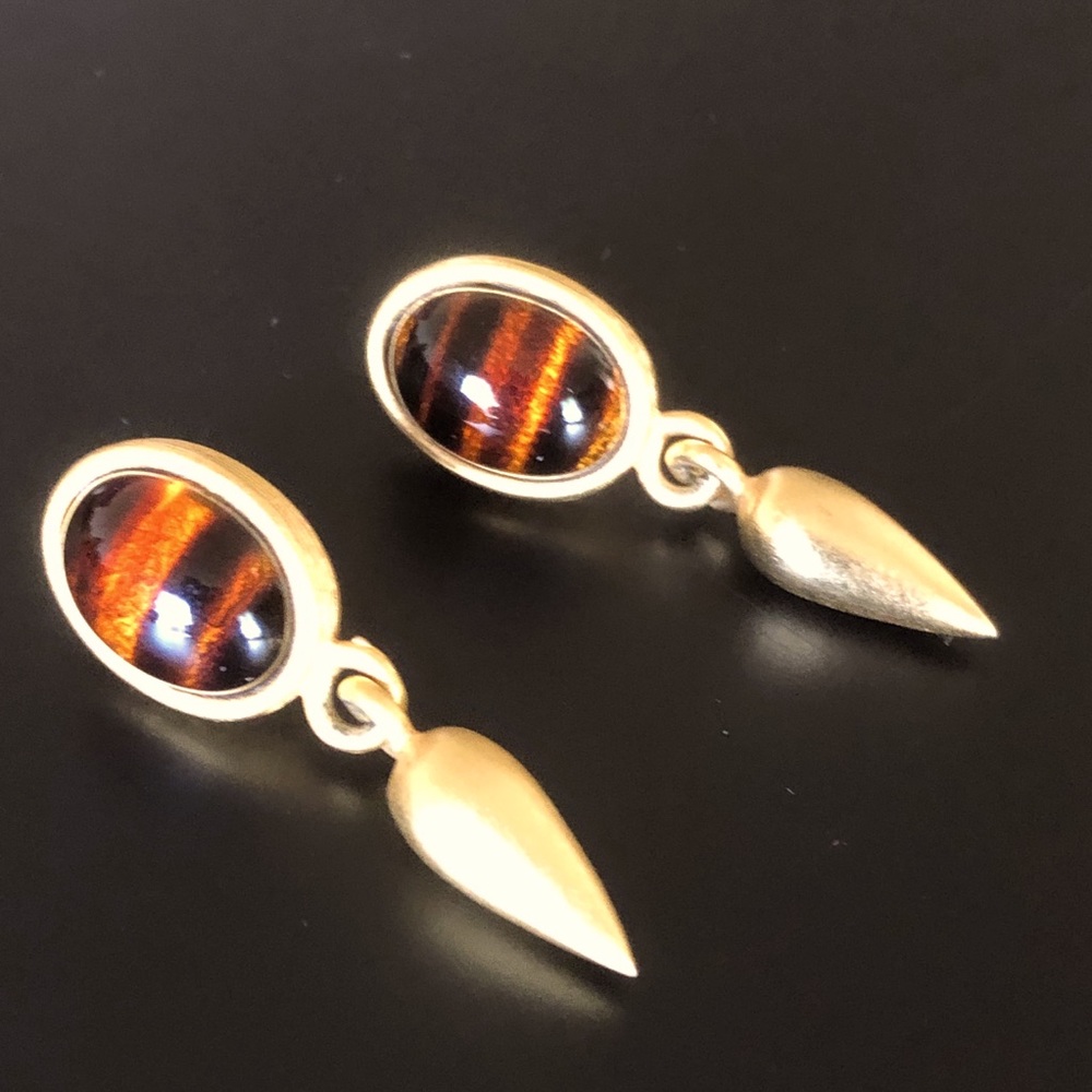 Vintage Earrings - brushed gold tone